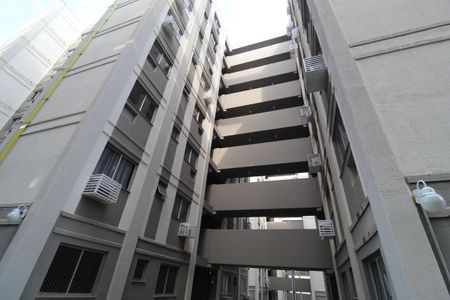 Apartamento para alugar com 47m², 2 quartos e 1 vagaPassagem entre os blocos