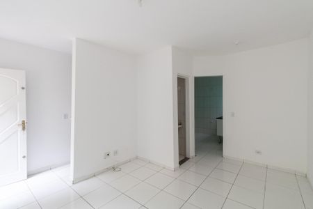 Casa de condomínio à venda com 70m², 2 quartos e 1 vagaSala