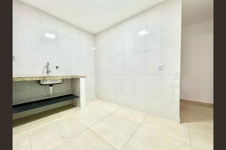Casa para alugar com 80m², 2 quartos e 1 vagaCozinha