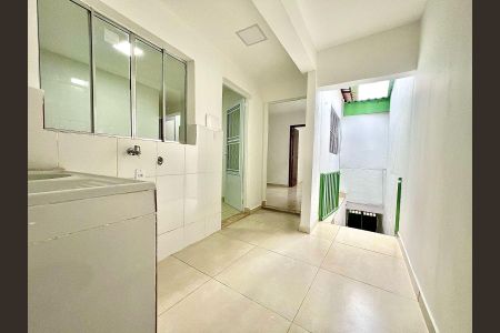 Casa para alugar com 80m², 2 quartos e 1 vagaÁrea de Serviço