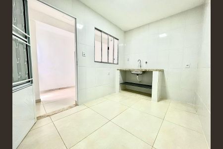Casa para alugar com 80m², 2 quartos e 1 vagaCozinha