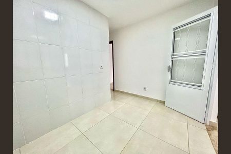 Casa para alugar com 80m², 2 quartos e 1 vagaCozinha