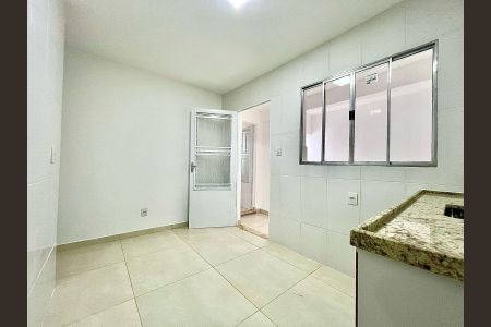 Casa para alugar com 80m², 2 quartos e 1 vagaCozinha