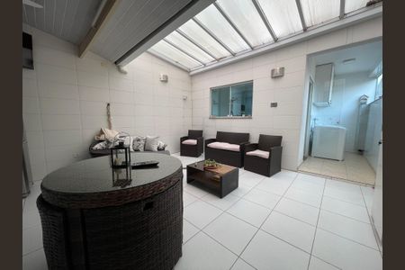 Casa à venda com 170m², 4 quartos e 4 vagasChurrasqueira