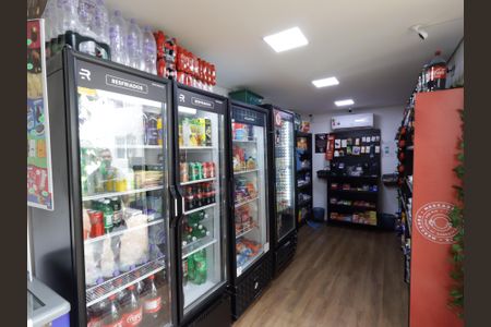 Apartamento à venda com 44m², 2 quartos e sem vagaMini Mercado