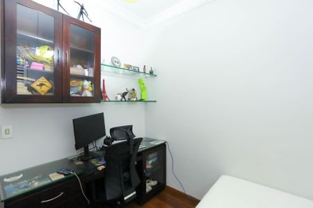 Apartamento à venda com 100m², 3 quartos e 2 vagasQuarto