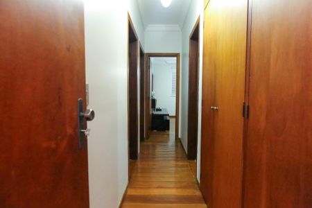 Apartamento à venda com 100m², 3 quartos e 2 vagasCorredor