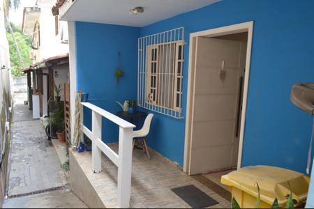 Casa de condomínio à venda com 79m², 2 quartos e 1 vagaVaranda