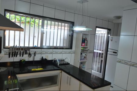 Casa de condomínio à venda com 79m², 2 quartos e 1 vagaCozinha