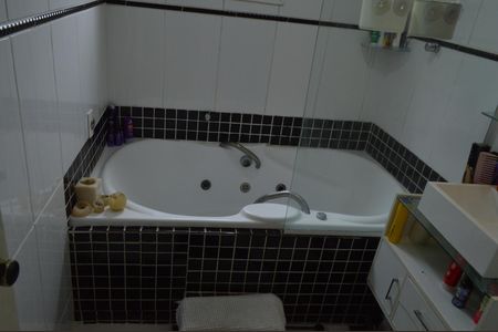 Casa de condomínio à venda com 79m², 2 quartos e 1 vagaBanheiro