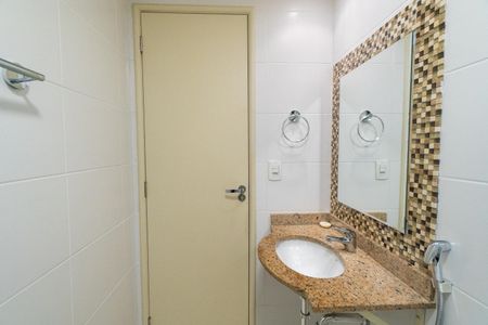 Apartamento à venda com 92m², 3 quartos e 2 vagasBanheiro Social