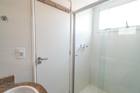 Apartamento à venda com 92m², 3 quartos e 2 vagasBanheiro da Suíte