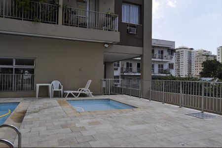 Apartamento à venda com 120m², 3 quartos e 1 vagaÁrea comum - Piscina