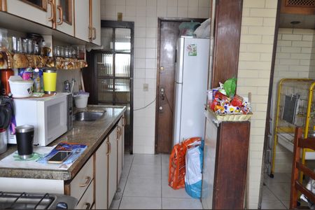 Apartamento à venda com 120m², 3 quartos e 1 vagaCozinha