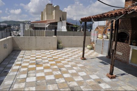 Apartamento à venda com 120m², 3 quartos e 1 vagaTerraço