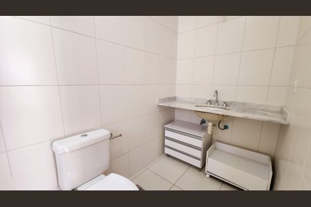 Casa de condomínio para alugar com 146m², 3 quartos e 3 vagasBanheiro da Suíte 3