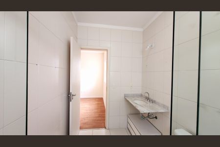 Casa de condomínio para alugar com 146m², 3 quartos e 3 vagasBanheiro da Suíte