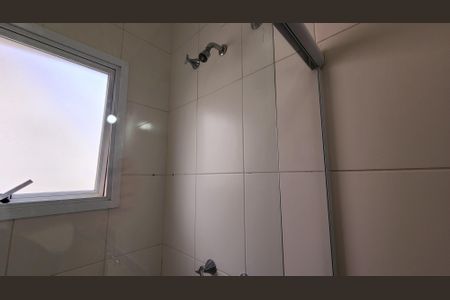 Casa de condomínio para alugar com 146m², 3 quartos e 3 vagasBanheiro da Suíte 2