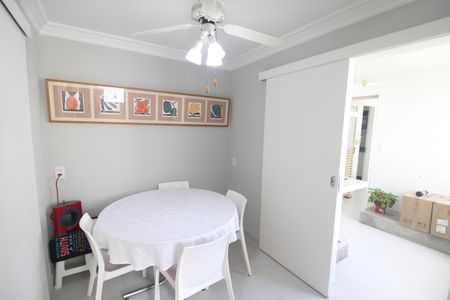 Apartamento à venda com 179m², 4 quartos e 3 vagasCozinha