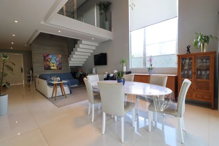 Casa de condomínio para alugar com 480m², 4 quartos e 4 vagasSala de Jantar