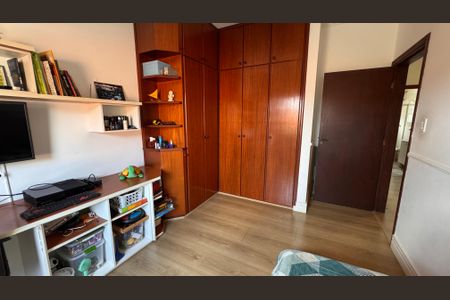 Casa à venda com 224m², 4 quartos e 6 vagasQuarto 3