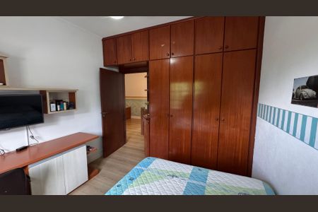 Casa à venda com 224m², 4 quartos e 6 vagasQuarto 2