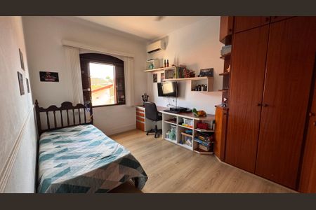 Casa à venda com 224m², 4 quartos e 6 vagasQuarto 3