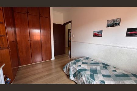 Casa à venda com 224m², 4 quartos e 6 vagasQuarto 3