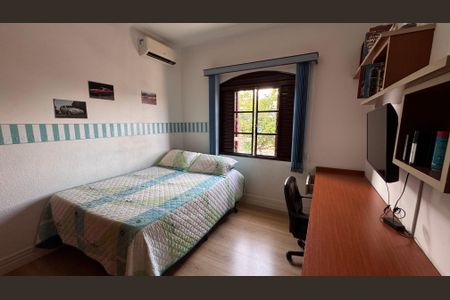 Casa à venda com 224m², 4 quartos e 6 vagasQuarto 2