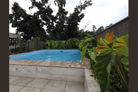 Apartamento à venda com 41m², 2 quartos e sem vagaÁrea comum - Piscina