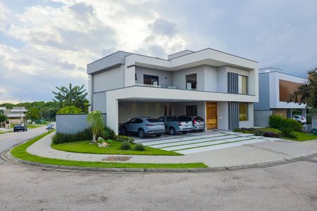 Casa de condomínio para alugar com 664m², 3 quartos e 4 vagasFachada