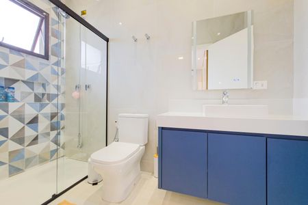 Casa de condomínio para alugar com 664m², 3 quartos e 4 vagasBanheiro da Suíte 1