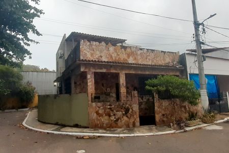 Casa de condomínio para alugar com 80m², 2 quartos e 1 vagaFachada