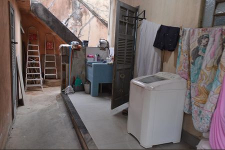 Casa de condomínio para alugar com 80m², 2 quartos e 1 vagaÁrea de Serviço