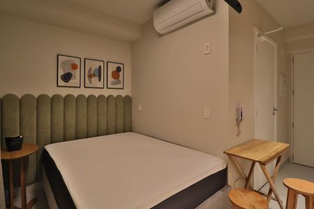 Studio para alugar com 21m², 1 quarto e sem vaga Studio para alugar com 21m², 1 quarto e sem vagaSala/Quarto