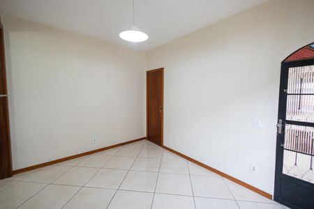 Casa para alugar com 58m², 1 quarto e 1 vaga Casa para alugar com 58m², 1 quarto e 1 vagasala