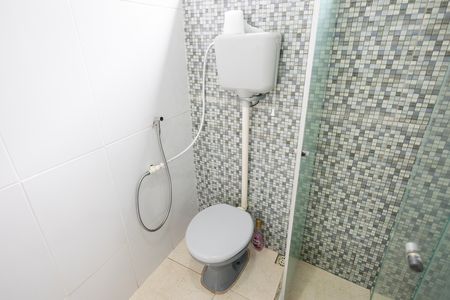 Casa para alugar com 58m², 1 quarto e 1 vaga Casa para alugar com 58m², 1 quarto e 1 vagaBanheiro