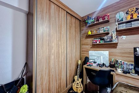 Apartamento à venda com 78m², 3 quartos e 2 vagasQuarto 2