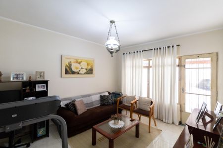 Casa à venda com 380m², 10 quartos e 2 vagas Casa à venda com 380m², 10 quartos e 2 vagasQuarto 02