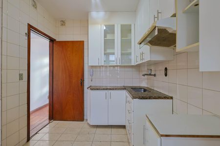 Apartamento para alugar com 65m², 3 quartos e 1 vagaCozinha e Área de Serviço