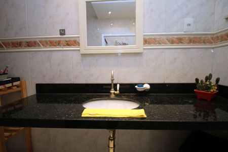 Casa à venda com 360m², 3 quartos e 5 vagasBanheiro da Suíte