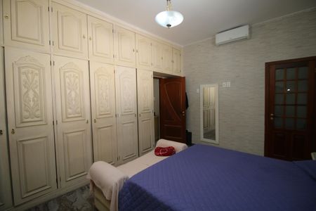 Casa à venda com 360m², 3 quartos e 5 vagasSuíte