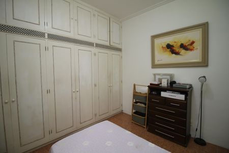 Casa à venda com 360m², 3 quartos e 5 vagasQuarto 2