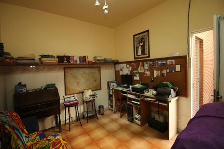 Casa à venda com 360m², 3 quartos e 5 vagasQuarto de Serviço