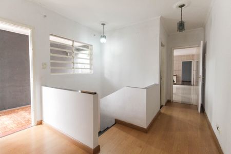 Casa à venda com 180m², 3 quartos e 3 vagasHall