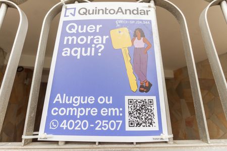 Casa à venda com 180m², 3 quartos e 3 vagasPlaquinha