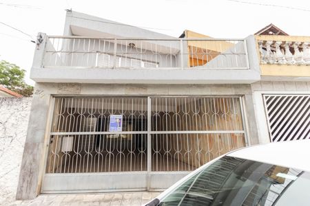 Casa à venda com 180m², 3 quartos e 3 vagasFachada