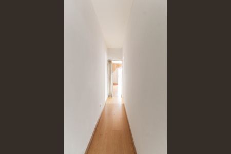 Casa à venda com 180m², 3 quartos e 3 vagasCorredor