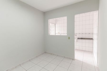 Casa à venda com 180m², 3 quartos e 3 vagasQuarto de Serviço