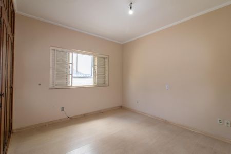 Casa à venda com 270m², 8 quartos e 3 vagasQuarto 2